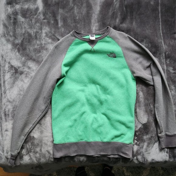 The North Face Small Sweater - Picture 1 of 3